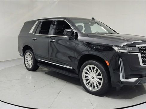 Certified 2022 Cadillac Escalade Premium Luxury image 7