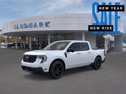 New 2025 Ford Maverick Lariat w/ Black Appearance Package