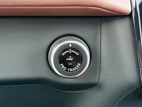 New 2025 Lincoln Navigator Reserve image 51