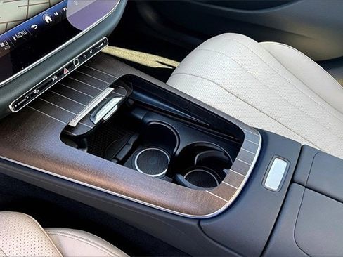 New 2026 Mercedes-Benz E 350 4MATIC Sedan image 11