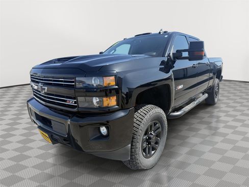 Used 2017 Chevrolet Silverado 2500 LTZ w/ Duramax Plus Package AWD/4WD image 2