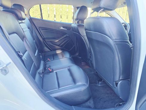 Used 2017 Mercedes-Benz GLA 250 4MATIC image 32