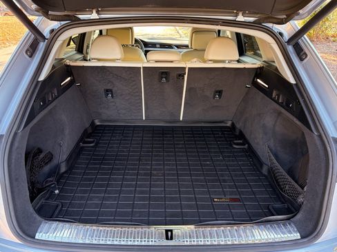 Used 2019 Audi e-tron Premium Plus image 29