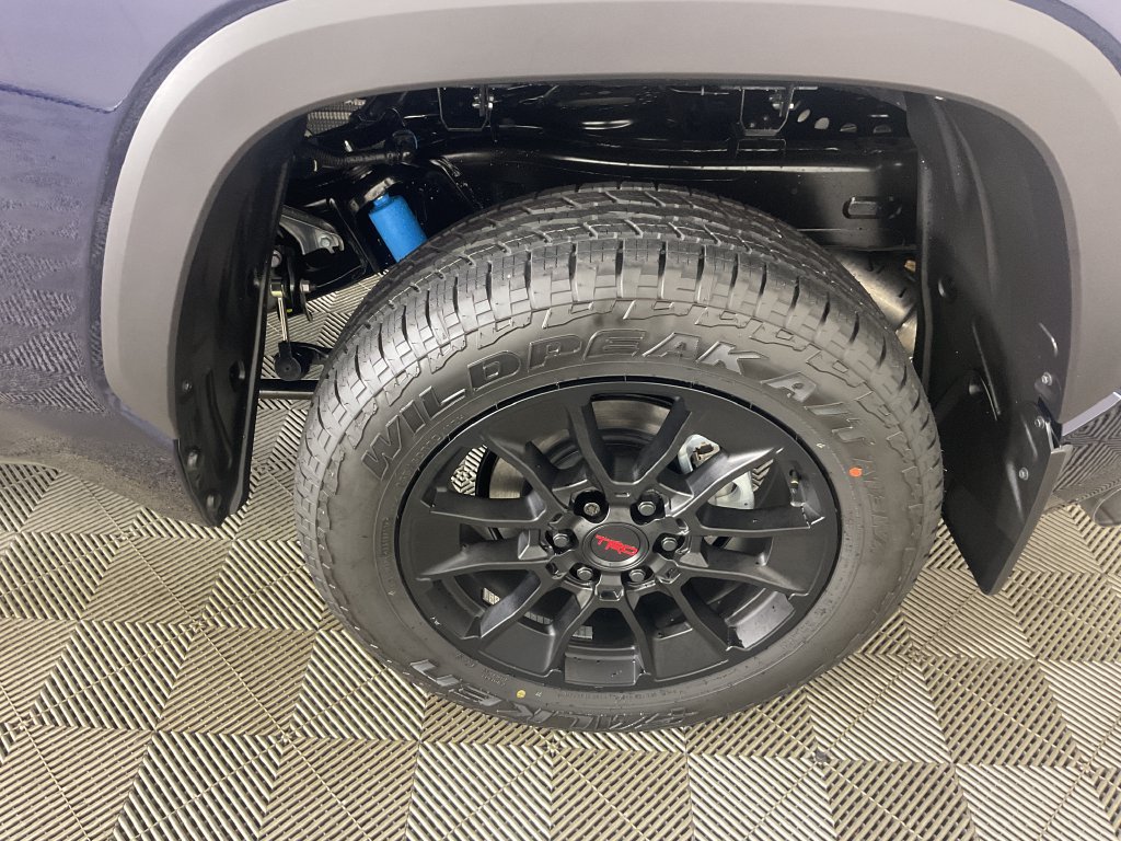 New 2026 Toyota Tundra Limited w/ TRD Off-Road Package AWD/4WD image 5