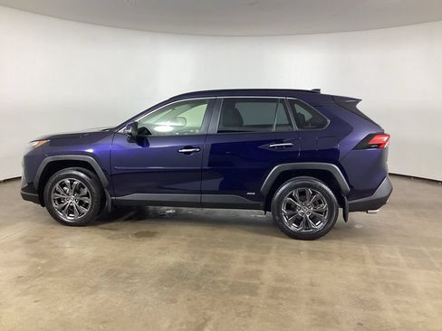 Used 2024 Toyota RAV4 Limited w/ Advanced Technology Package AWD/4WD image 8