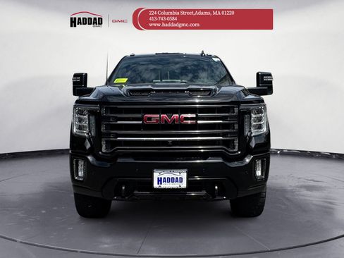 Used 2020 GMC Sierra 2500 AT4 w/ AT4 Premium Package AWD/4WD image 2