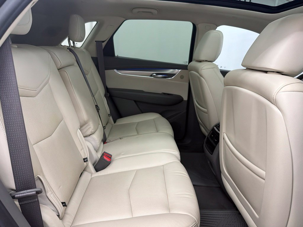 Used 2019 Cadillac XT5 Premium Luxury FWD image 23