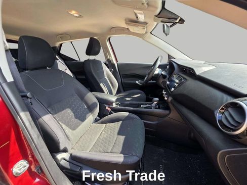 Used 2023 Nissan Kicks SV FWD image 8