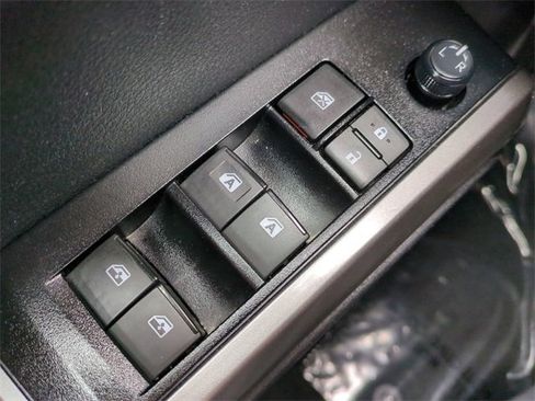 Used 2023 Toyota Tacoma SR5 image 22