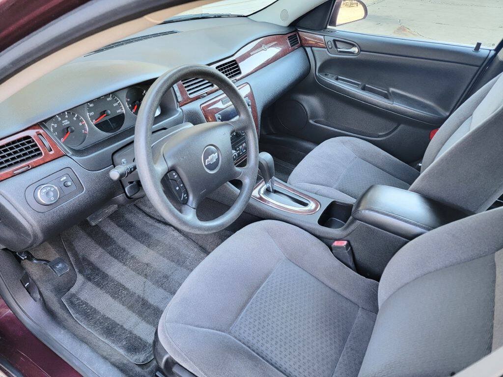 Used 2007 Chevrolet Impala LT FWD image 13