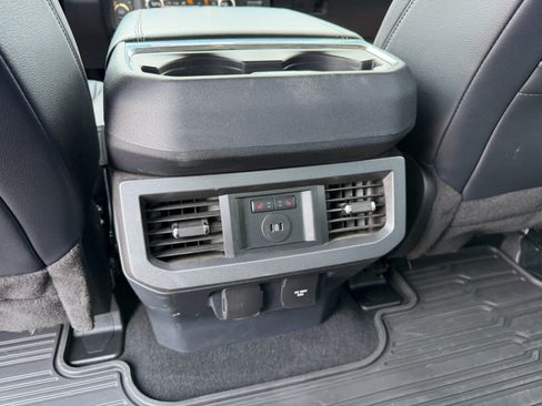 Used 2023 Ford F450 Lariat w/ Lariat Ultimate Package AWD/4WD image 22