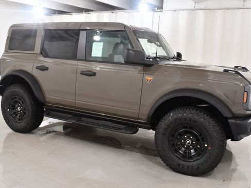 New 2026 Ford Bronco Badlands AWD/4WD image 5