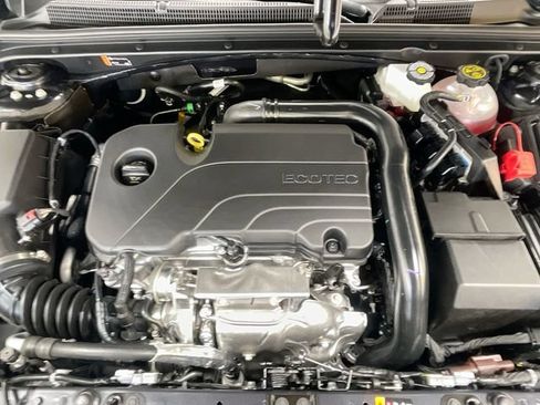 Used 2023 Chevrolet Malibu LS FWD image 28