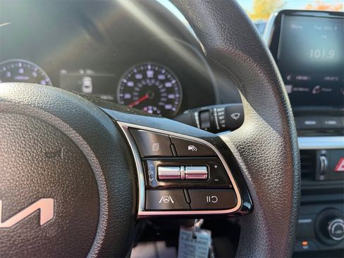 Used 2024 Kia Forte LXS image 22