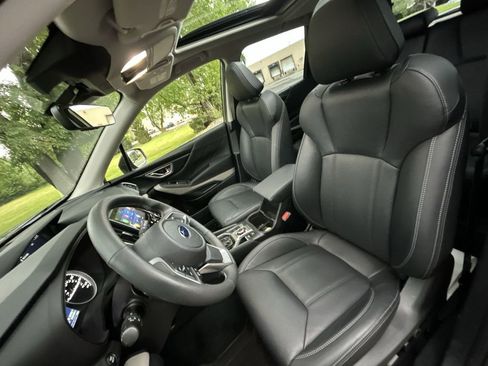 Certified 2023 Subaru Forester Limited AWD/4WD image 15