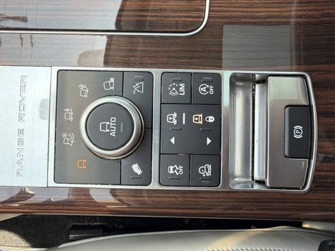 Used 2017 Land Rover Range Rover HSE AWD/4WD image 33