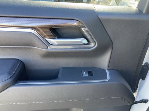 Used 2023 Chevrolet Silverado 1500 LT image 23