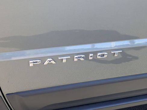 Used 2014 Jeep Patriot Sport w/ Power Value Group AWD/4WD image 12
