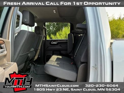Used 2025 GMC Sierra 3500 SLE w/ SLE Convenience Package AWD/4WD image 10
