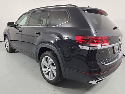 Used 2022 Volkswagen Atlas SE image 8