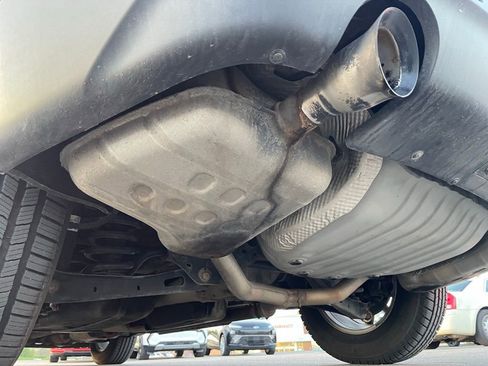 Used 2018 Chevrolet Traverse LS image 20