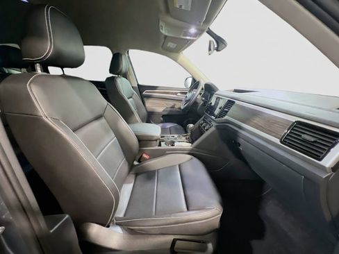Used 2023 Volkswagen Atlas SE FWD image 20