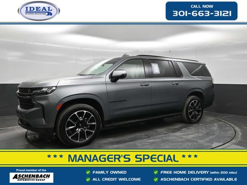 Used 2022 Chevrolet Suburban RST w/ Luxury Package AWD/4WD image 1