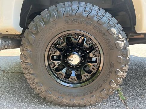 Used 2021 Ford F250 Lariat w/ Lariat Ultimate Package AWD/4WD image 23