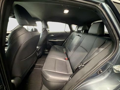 Certified 2024 Toyota Venza XLE AWD/4WD image 20