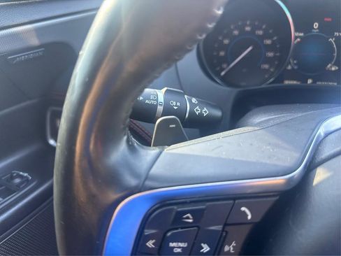 Used 2017 Jaguar XE R-Sport image 27