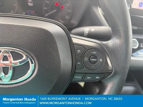 Used 2024 Toyota Corolla LE FWD image 18