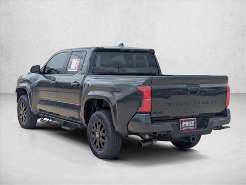 Used 2025 Toyota Tacoma SR5 AWD/4WD image 7