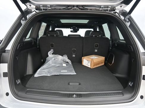 New 2024 Jeep Grand Cherokee Limited 4xe image 16