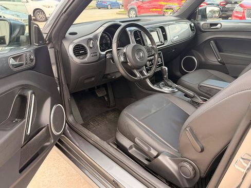 Used 2017 Volkswagen Beetle 1.8T FWD image 4