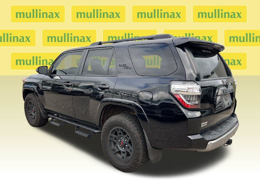 Used 2022 Toyota 4Runner TRD Off-Road Premium w/ Moonroof Package AWD/4WD image 3