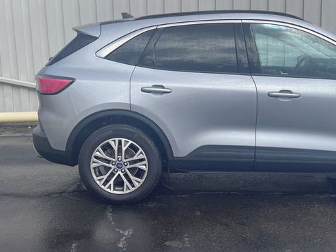 Used 2022 Ford Escape SEL image 16