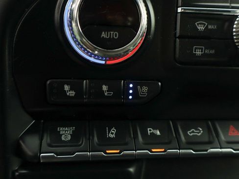 Used 2021 GMC Sierra 2500 Denali w/ Denali Black Diamond Edition image 44