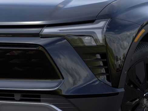 New 2026 Chevrolet Blazer EV LT image 10