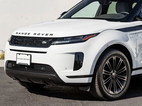Used 2026 Land Rover Range Rover Evoque S AWD/4WD image 2