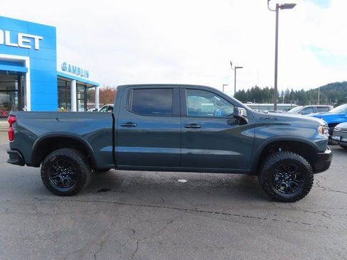 Certified 2025 Chevrolet Silverado 1500 ZR2 w/ Technology Package image 10