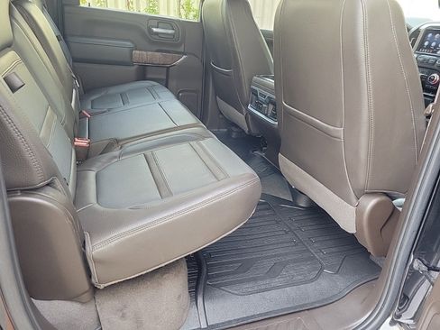 Used 2022 GMC Sierra 2500 Denali w/ Technology Package image 16