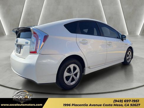 Used 2012 Toyota Prius Four FWD image 4