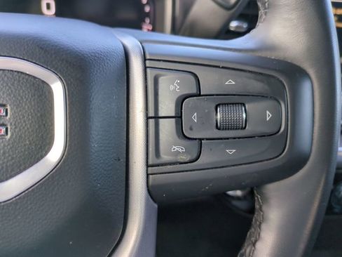 Certified 2025 GMC Sierra 1500 SLT image 30