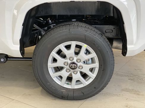 Used 2026 Toyota Tacoma SR5 image 12
