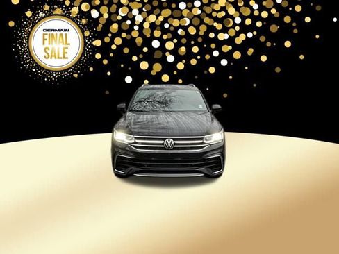 Used 2024 Volkswagen Tiguan SEL R-Line image 9