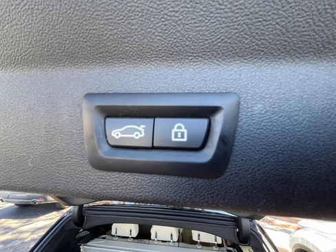 Used 2018 BMW X3 xDrive30i AWD/4WD image 26