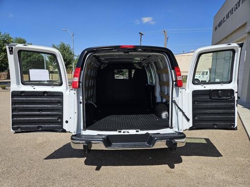 Used 2025 Chevrolet Express 2500 w/ Driver Convenience Package RWD image 11