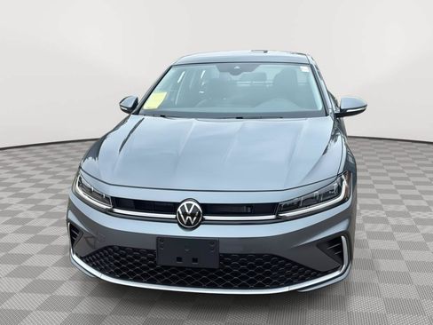 New 2026 Volkswagen Jetta SEL FWD image 2