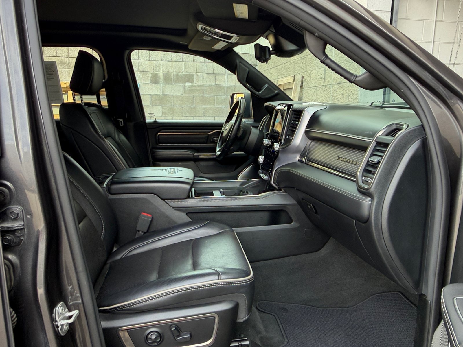 Used 2021 RAM 1500 Limited w/ Night Edition AWD/4WD image 28