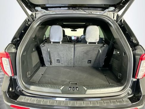 Certified 2022 Ford Explorer ST-Line w/ Class IV Trailer Tow Package AWD/4WD image 33